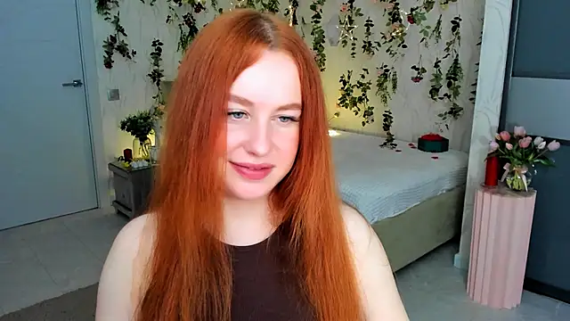 Snapshot of AirySilhouette chatting on April 12, 7:30 pm AirySilhouette online show from April 12, 7:30 pm