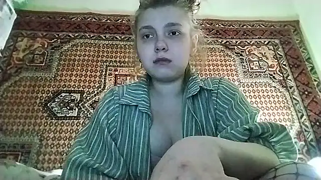 KikiBang online show from March 1, 7:27 pm