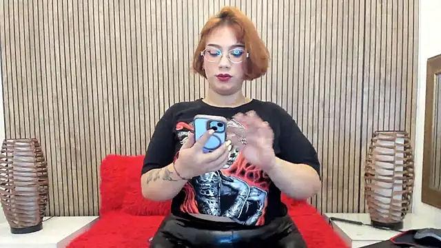 MillyHotsoon online show from May 7, 3:12 am