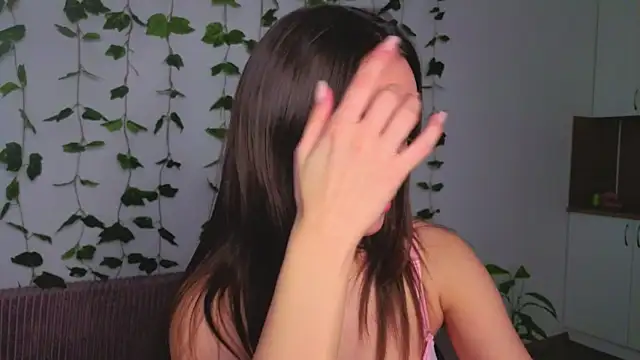 Tiffany Sweetie online show from April 3, 12:47 pm