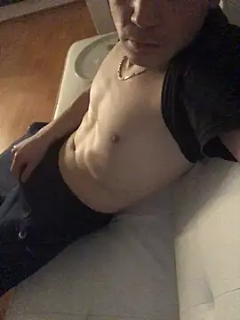 Spielzeugtwink online show from March 9, 5:28 pm