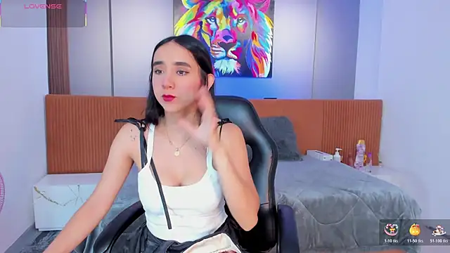 Snapshot of princess_bigboobs19 chatting on November 28, 6:43 pm princess bigboobs19 online show from November 28, 6:43 pm