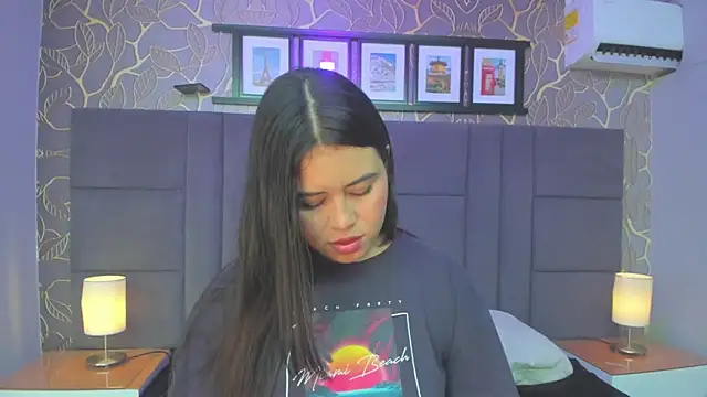 monserrat cutte online show from January 14, 4:07 am