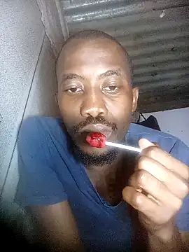 Snapshot of shortone01 chatting on November 28, 7:16 pm shortone01 online show from November 28, 7:16 pm