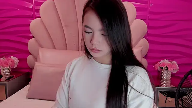 NatallieBlaze online show from November 26, 12:50 pm