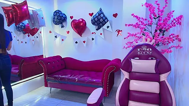 Snapshot of Alissa_ricek chatting on February 19, 11:28 am Alissa ricek online show from February 19, 11:28 am