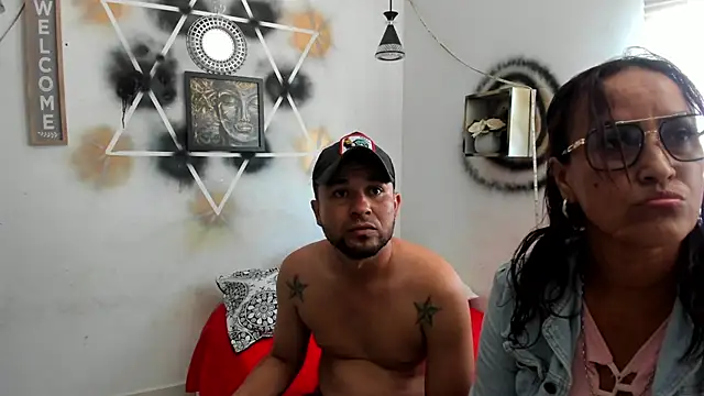 StephaniaAndRandy online show from November 26, 4:08 pm