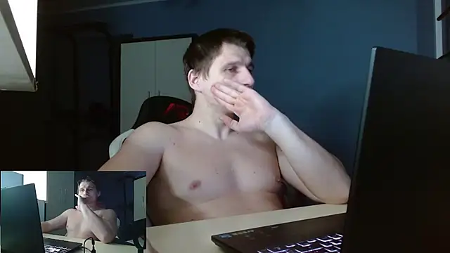 Snapshot of Poliglotjoe1 chatting on February 9, 5:06 pm Poliglotjoe1 online show from February 9, 5:06 pm