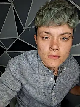 megan NL online show from March 4, 5:13 am