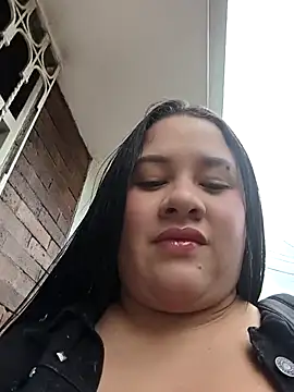 Kendra-daring online show from April 7, 5:46 pm