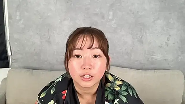 Snapshot of reo0281 chatting on December 5, 12:03 pm reo0281 online show from December 5, 12:03 pm