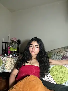 Snapshot of Evaa_11 chatting on February 20, 5:37 am Evaa 11 online show from February 20, 5:37 am