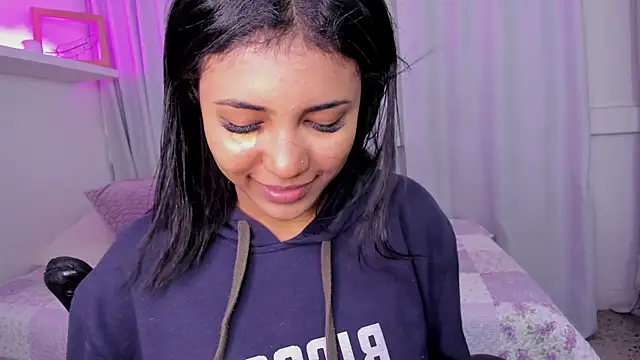 emmyheart7 online show from January 13, 3:45 am