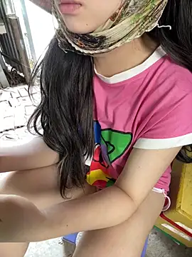 XndSeraphina online show from February 5, 4:50 am