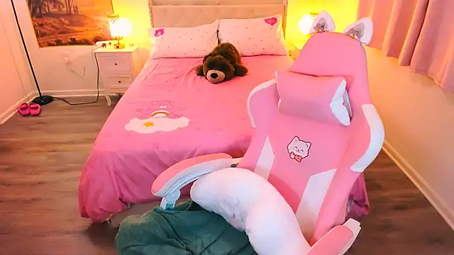 blair venom online show from March 6, 4:42 am