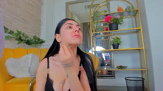 SerennaNoir online show from January 10, 5:42 am