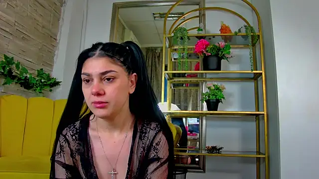 SerennaNoir online show from January 17, 5:34 am