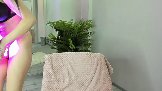 SerennaNoir online show from February 21, 8:21 pm