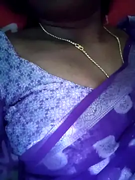 devisree143 online show from November 30, 7:23 am