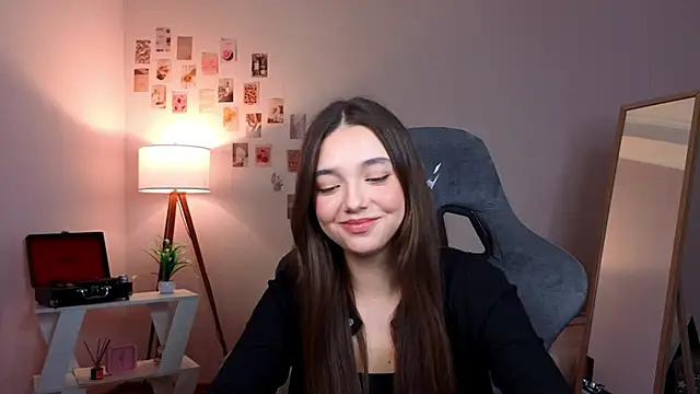 Snapshot of Vexorine chatting on January 31, 7:23 pm Vexorine online show from January 31, 7:23 pm