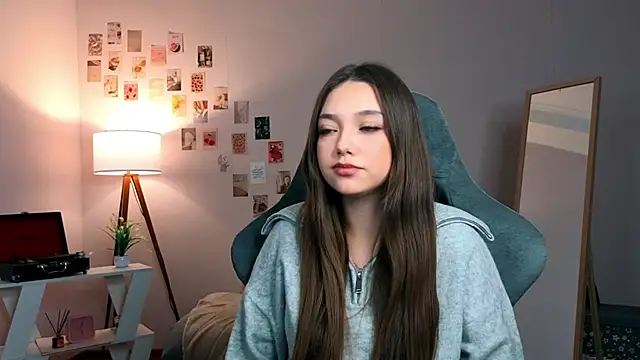 Snapshot of Vexorine chatting on February 10, 7:29 pm Vexorine online show from February 10, 7:29 pm