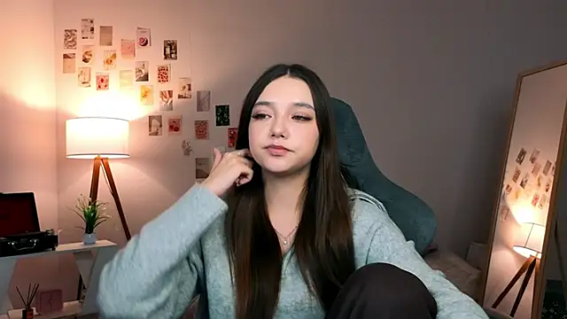 Snapshot of Vexorine chatting on February 25, 8:18 pm Vexorine online show from February 25, 8:18 pm