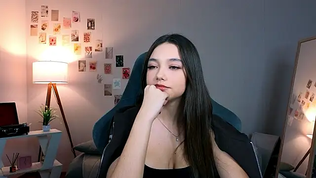 Snapshot of Vexorine chatting on February 28, 7:26 pm Vexorine online show from February 28, 7:26 pm