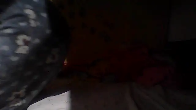 Snapshot of pinktuga chatting on November 30, 8:24 pm pinktuga online show from November 30, 8:24 pm