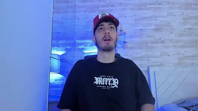 Emir Ozan  online show from January 9, 7:15 pm