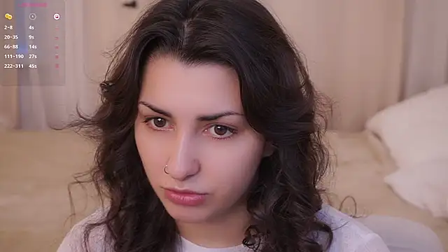 DovieMascall online show from December 4, 6:34 am