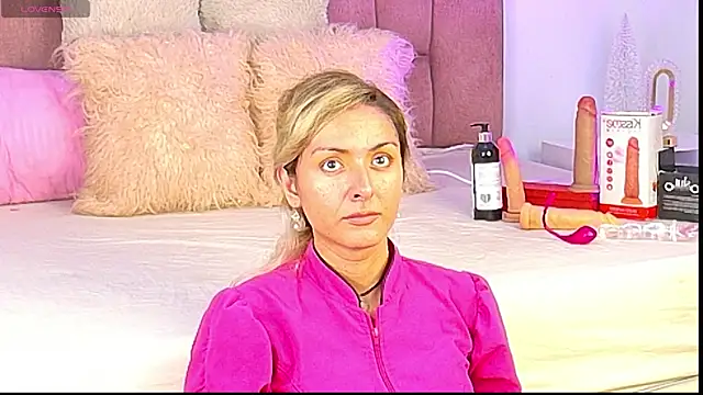 Lunitaa Diva online show from December 3, 1:09 pm