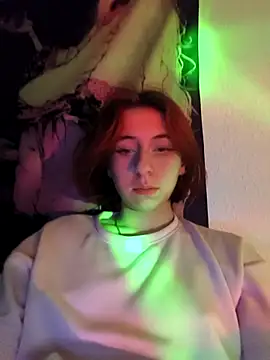 Luna Brush online show from November 20, 7:24 pm