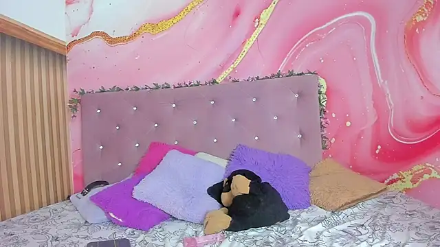 Snapshot of Ares_infernal chatting on November 28, 2:58 am Ares infernal online show from November 28, 2:58 am