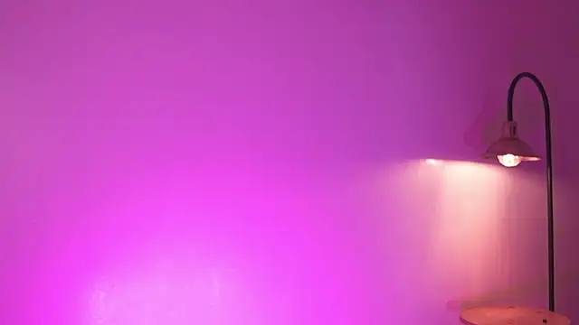 Mackenzie Lia online show from December 3, 7:01 pm