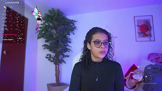 megan ssmith online show from November 24, 8:19 pm