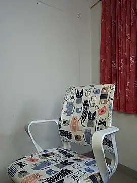 mila curvy online show from February 27, 7:19 am