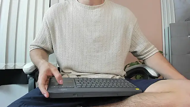 eren jeager online show from March 12, 1:34 am