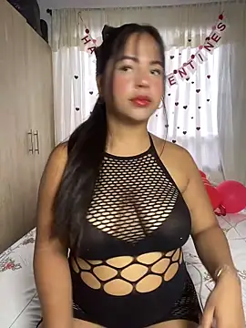 katthyasmitth online show from February 17, 10:16 pm