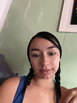 Snapshot of Ariel_Laurentt chatting on July 29, 10:30 pm Ariel Laurentt online show from July 29, 10:30 pm