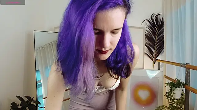 Snapshot of AuraLauna chatting on November 25, 7:19 am AuraLauna online show from November 25, 7:19 am