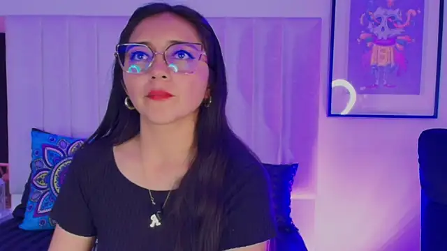 Mara Wolf01 online show from December 19, 8:16 pm