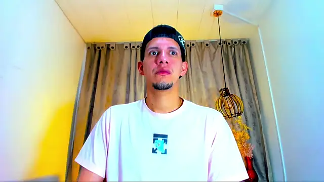 Snapshot of Sebastian_Smith__ chatting on April 1, 11:22 am Sebastian Smith online show from April 1, 11:22 am