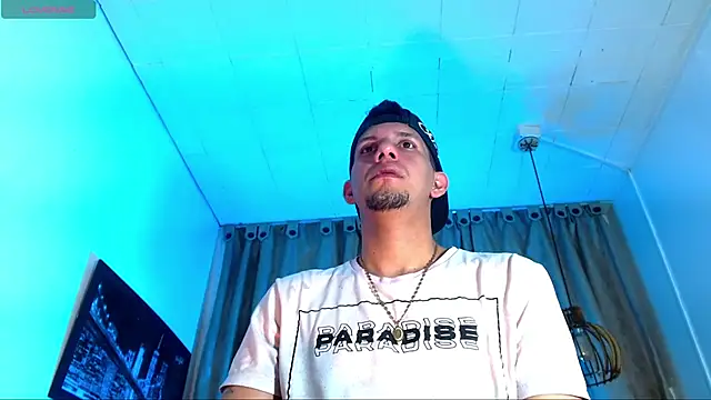 Snapshot of Sebastian_Smith__ chatting on April 15, 11:39 am Sebastian Smith online show from April 15, 11:39 am