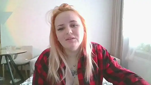 Pamella Loid online show from December 17, 6:30 am