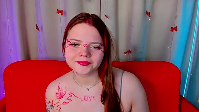 Snapshot of KellyFiery chatting on February 14, 8:22 am KellyFiery online show from February 14, 8:22 am