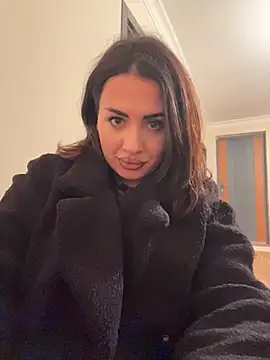     Eva     online show from November 21, 3:00 pm