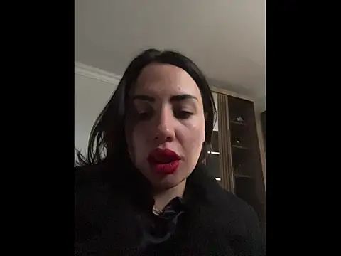     Eva     online show from November 25, 11:10 am