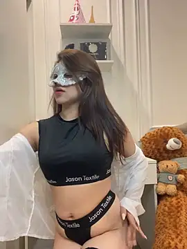 Queen-of-Love online show from April 15, 3:52 pm