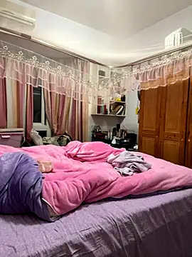 tianwei2567 online show from December 3, 3:21 pm