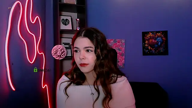 Snapshot of maddycats chatting on November 22, 11:53 am maddycats online show from November 22, 11:53 am